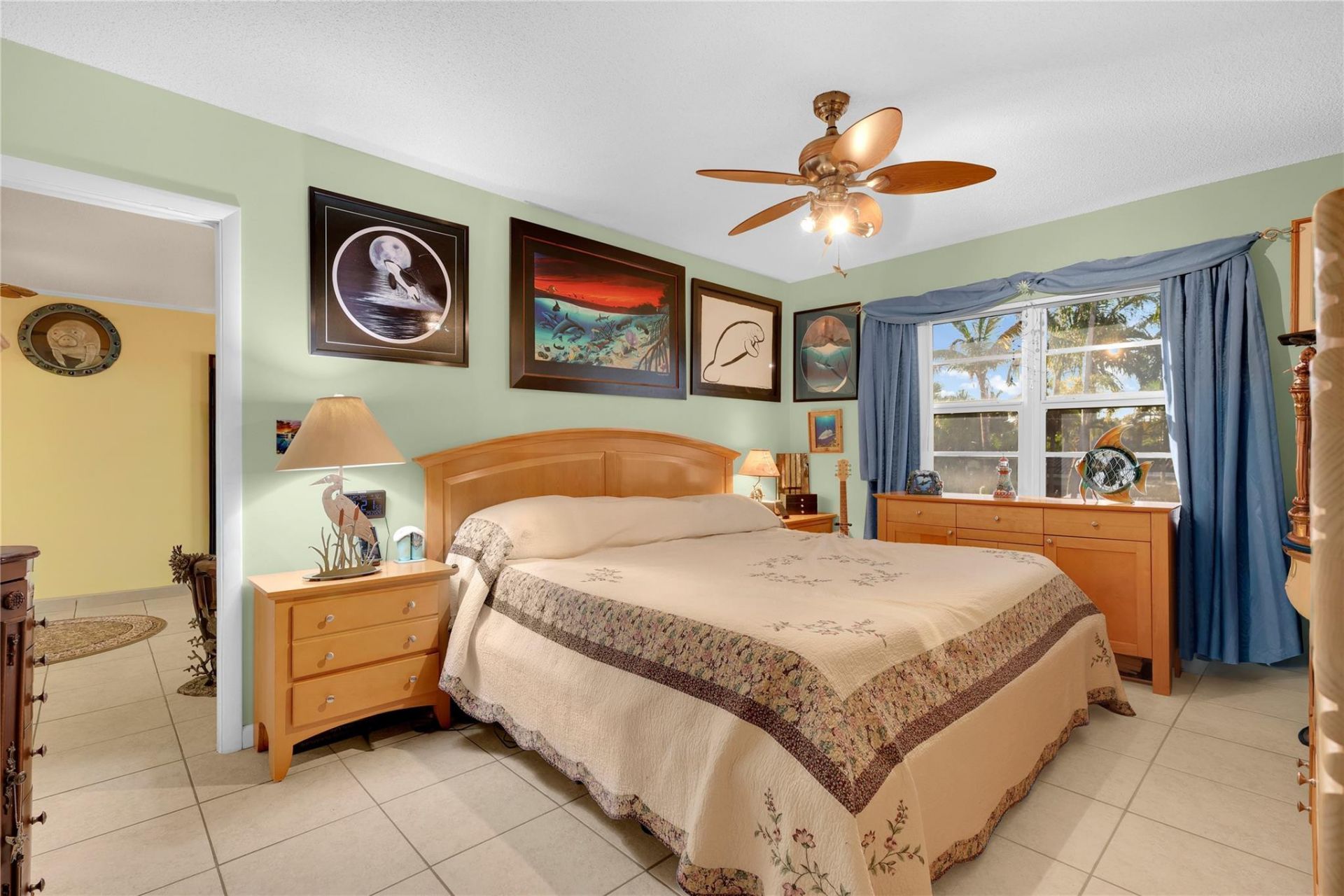 1560 Mckinley Street, Unit 210W, Hollywood, FL 33020 Photo