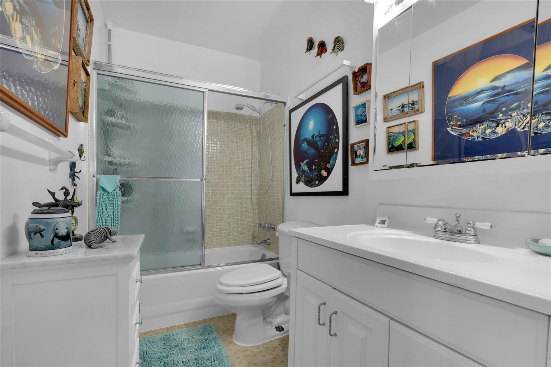 1560 Mckinley Street, Unit 210W, Hollywood, FL 33020 Photo