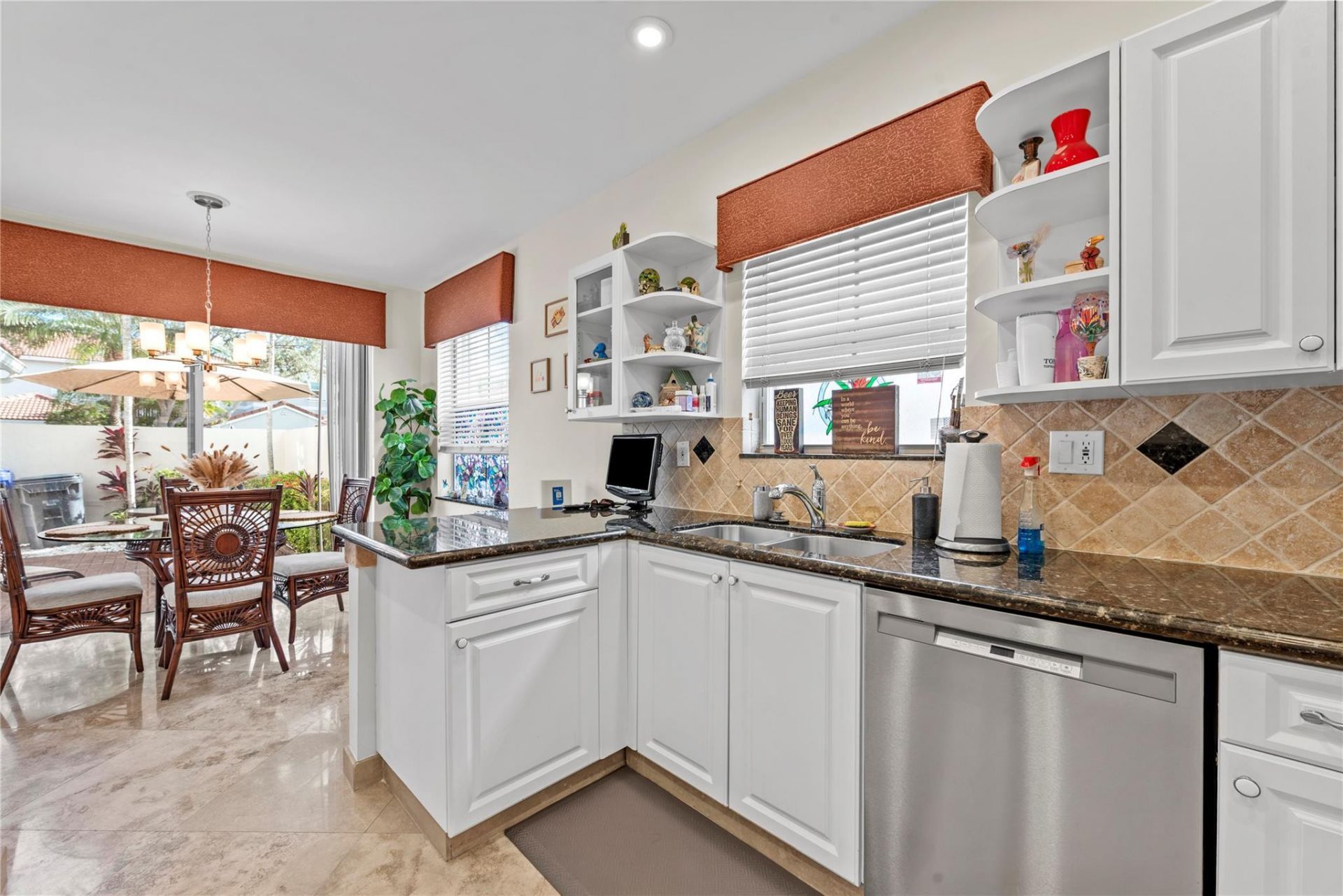 1554 Yellowheart Way, Unit 1554, Hollywood, FL 33019 Photo