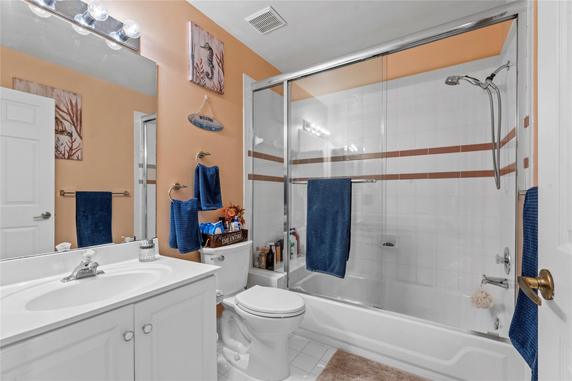 1554 Yellowheart Way, Unit 1554, Hollywood, FL 33019 Photo