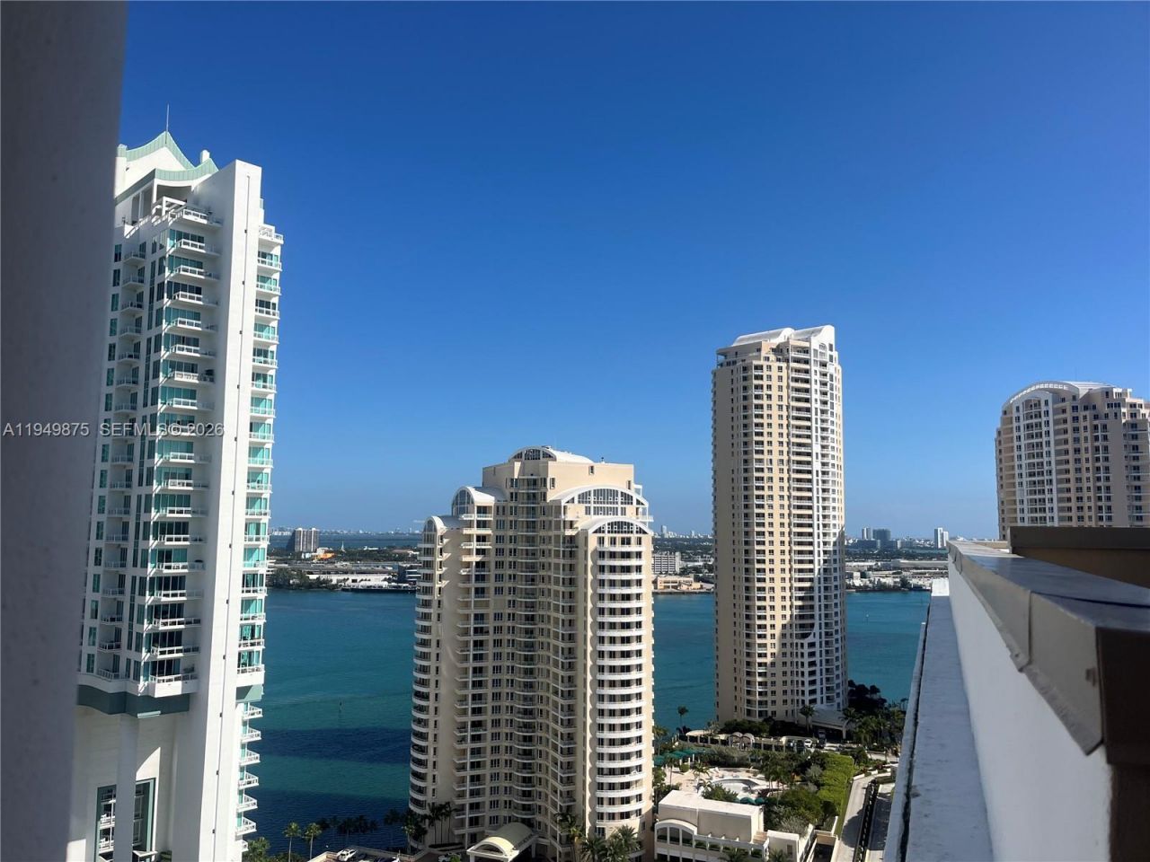701 Brickell Key Blvd , Unit PH-08, Miami, FL 33131 Photo