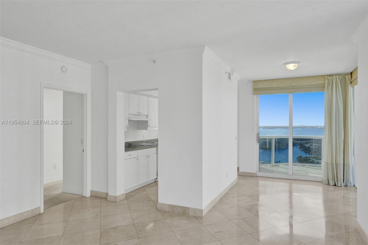 4775 Collins Ave , Unit 3007, Miami Beach, FL 33140 Photo