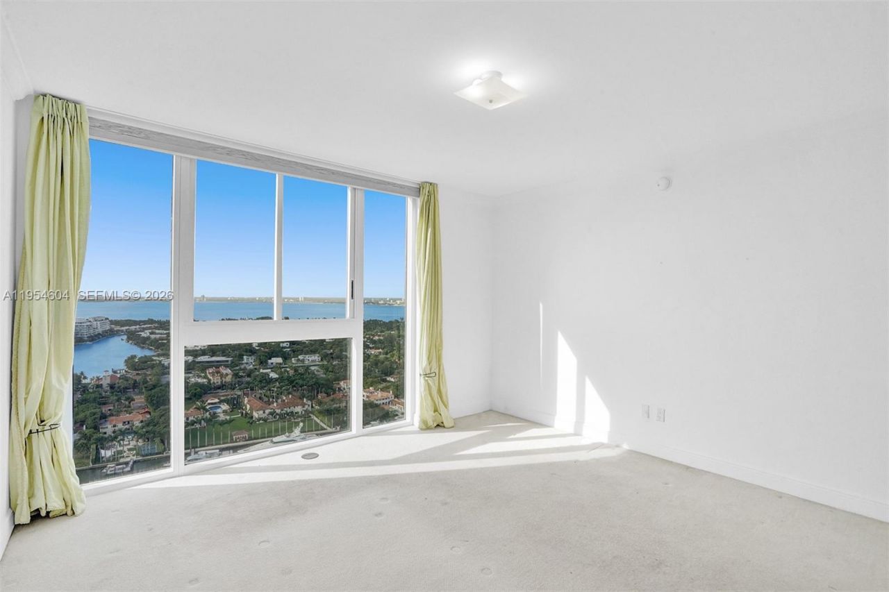 4775 Collins Ave, Unit 3007, Miami Beach, FL 33140 Photo