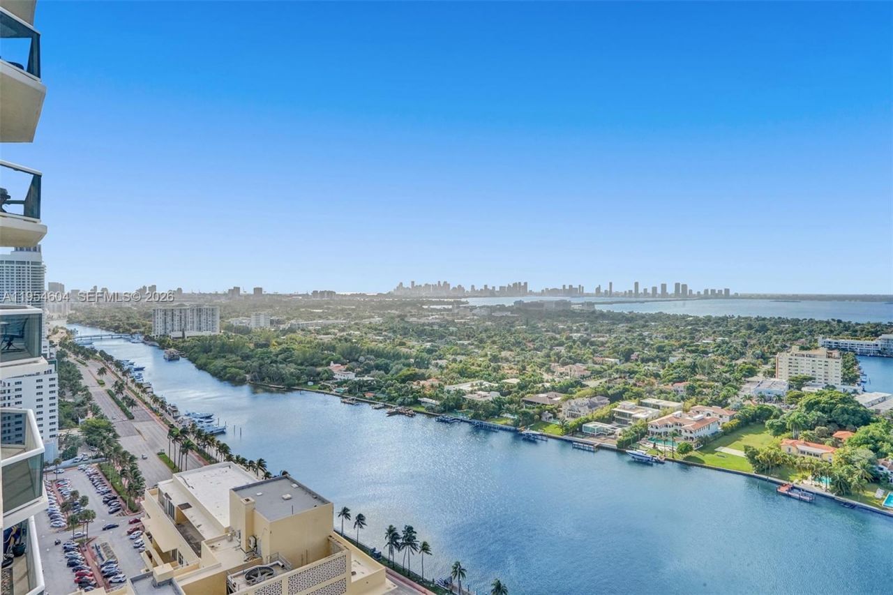 4775 Collins Ave, Unit 3007, Miami Beach, FL 33140 Photo