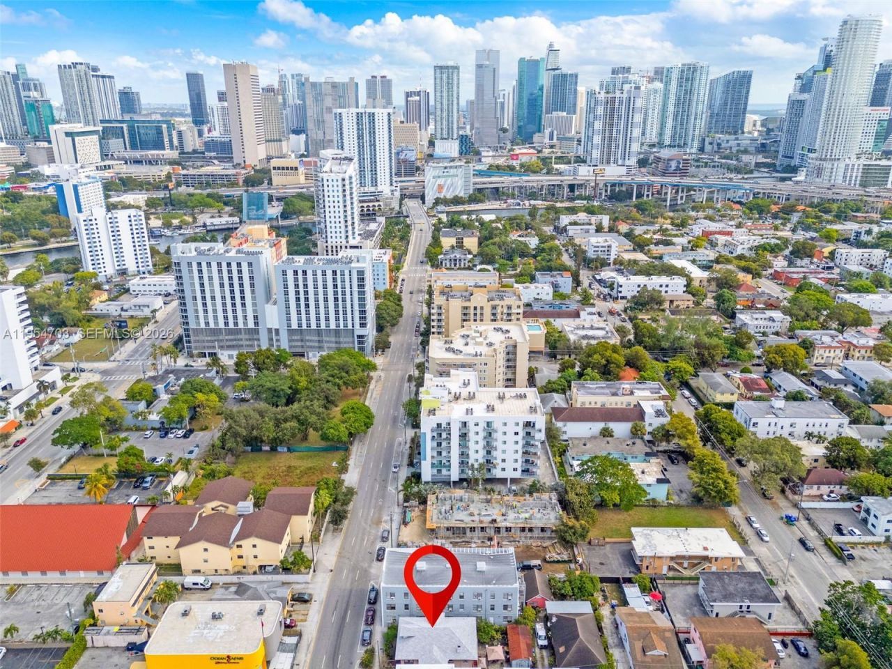 676 SW 1st St, Miami, FL 33130 Photo