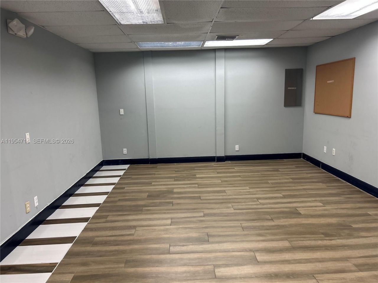 4121 NW 5th St , Unit 100, Plantation, FL 33317 Photo