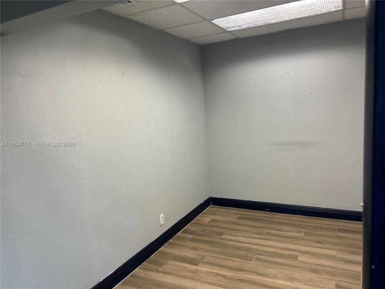 4121 NW 5th St , Unit 100, Plantation, FL 33317 Photo