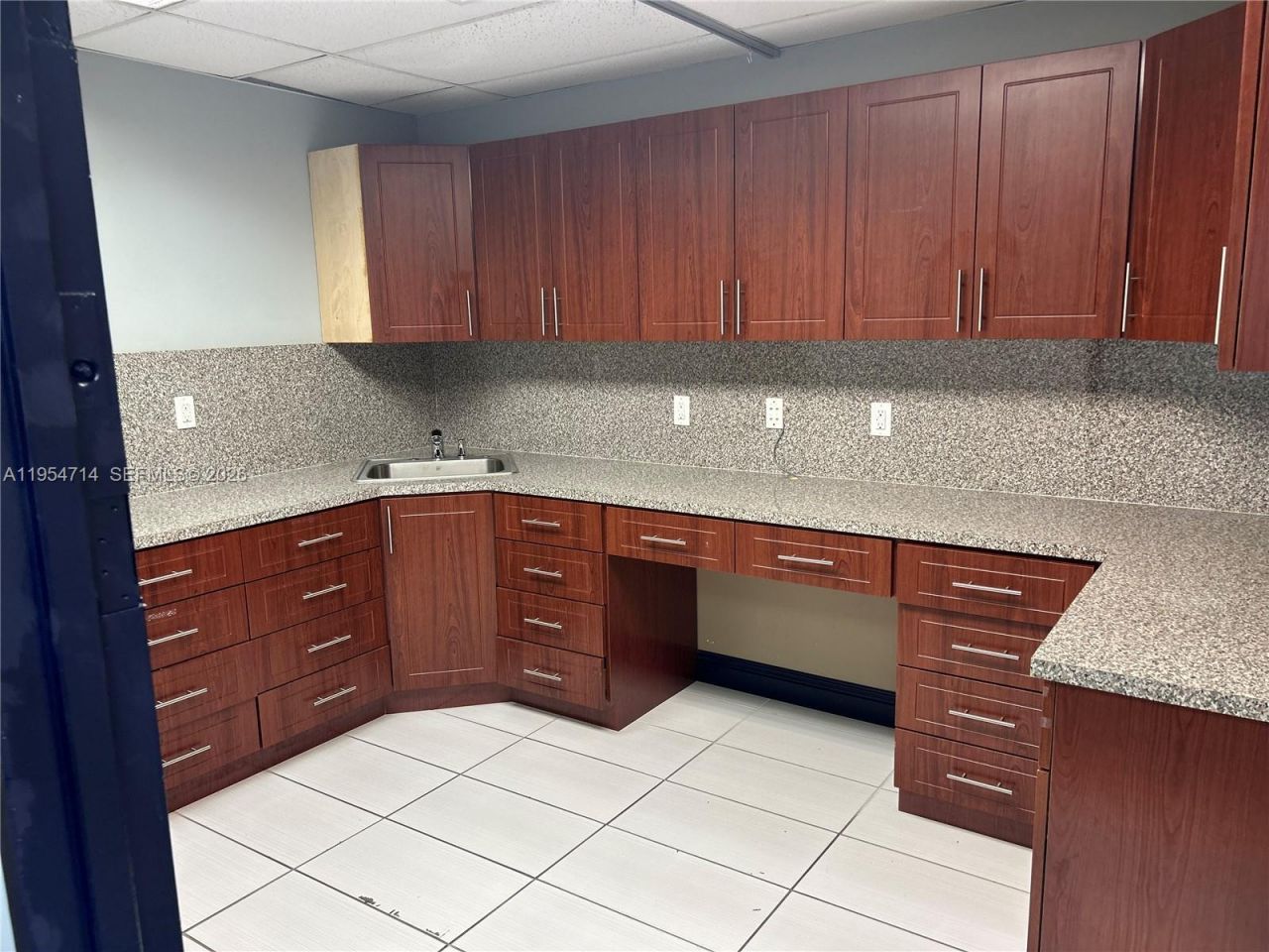 4121 NW 5th St , Unit 100, Plantation, FL 33317 Photo