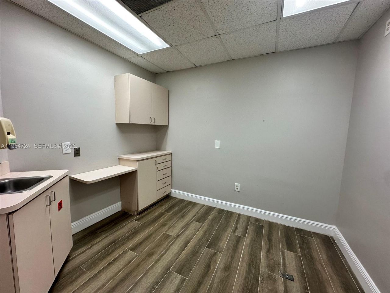 4121 NW 5th St , Unit 102, Plantation, FL 33317 Photo