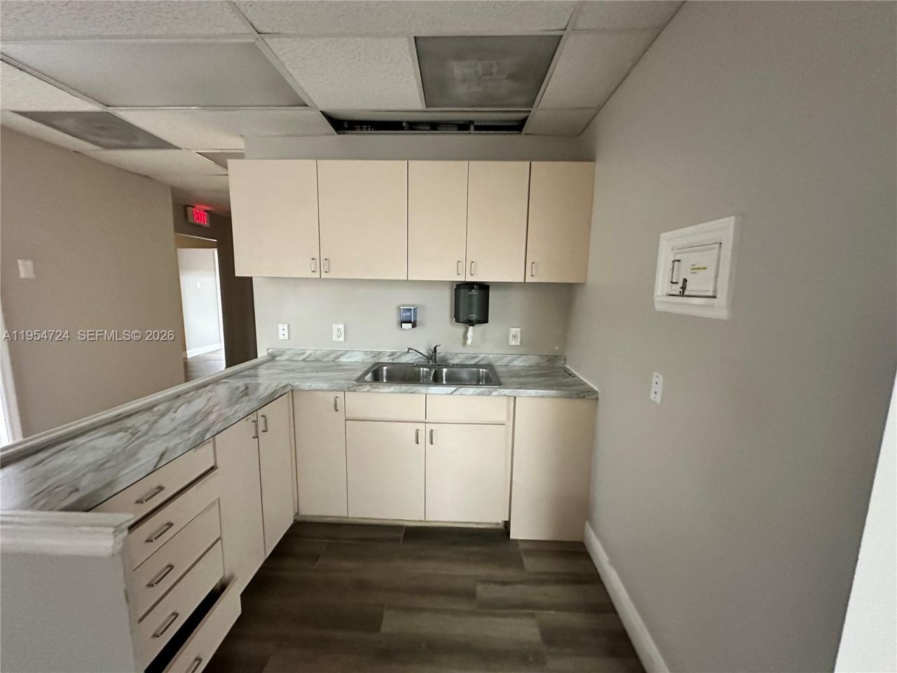 4121 NW 5th St , Unit 102, Plantation, FL 33317 Photo