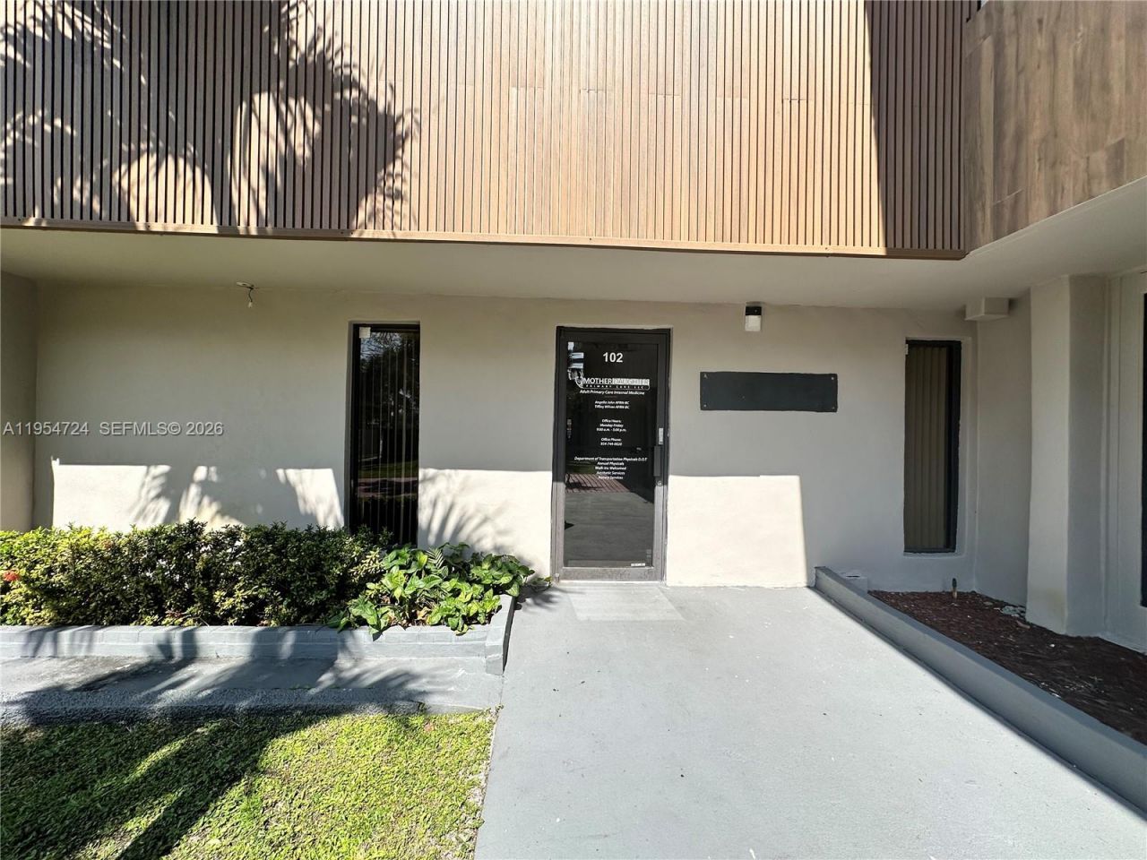 4121 NW 5th St , Unit 102, Plantation, FL 33317 Photo