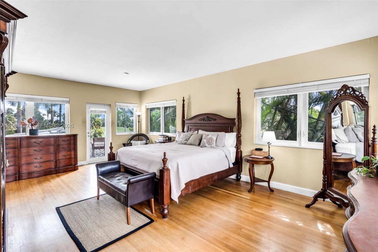 5965 Alton Rd, Miami Beach, FL 33140 Photo