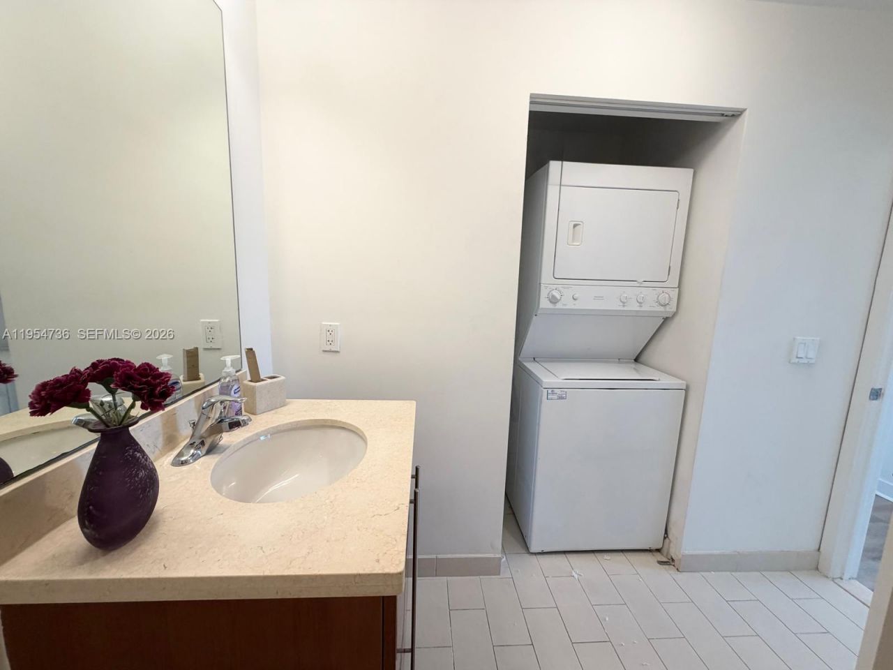 1111 SW 1 Av, Unit 3022-N, Miami, FL 33130 Photo