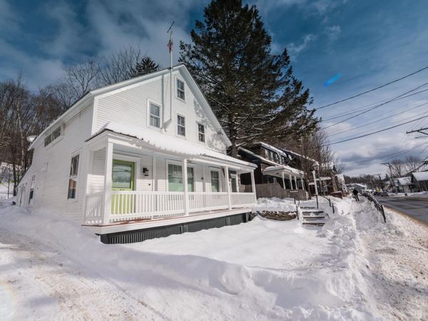 33 West Main Street, Wilmington, VT 05363