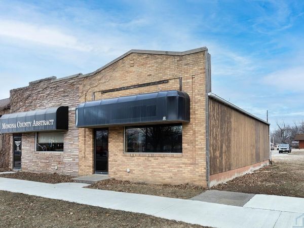 706 Iowa Avenue, Onawa, IA 51040