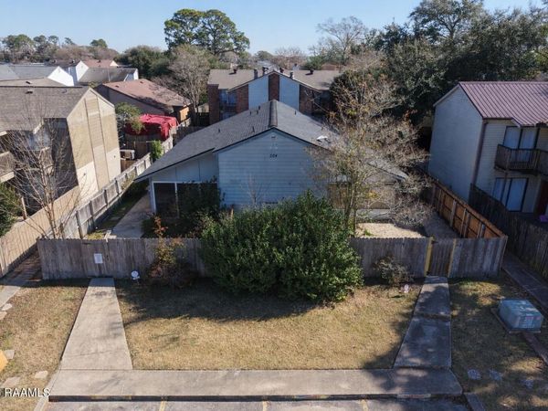 204 Elks Cove, Lafayette, LA 70508