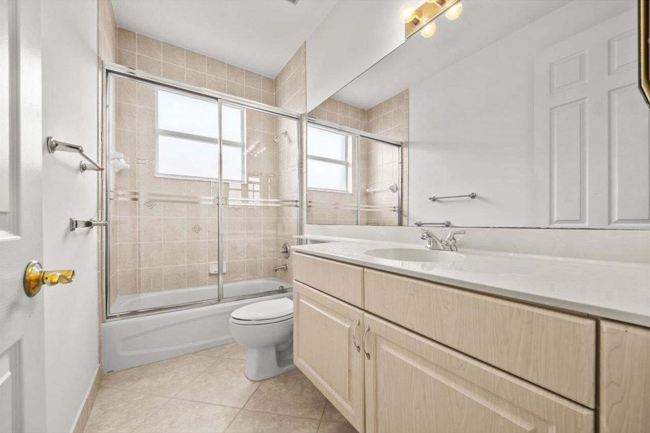 486 Blue Lake Drive, Port Saint Lucie, FL 34986 Photo