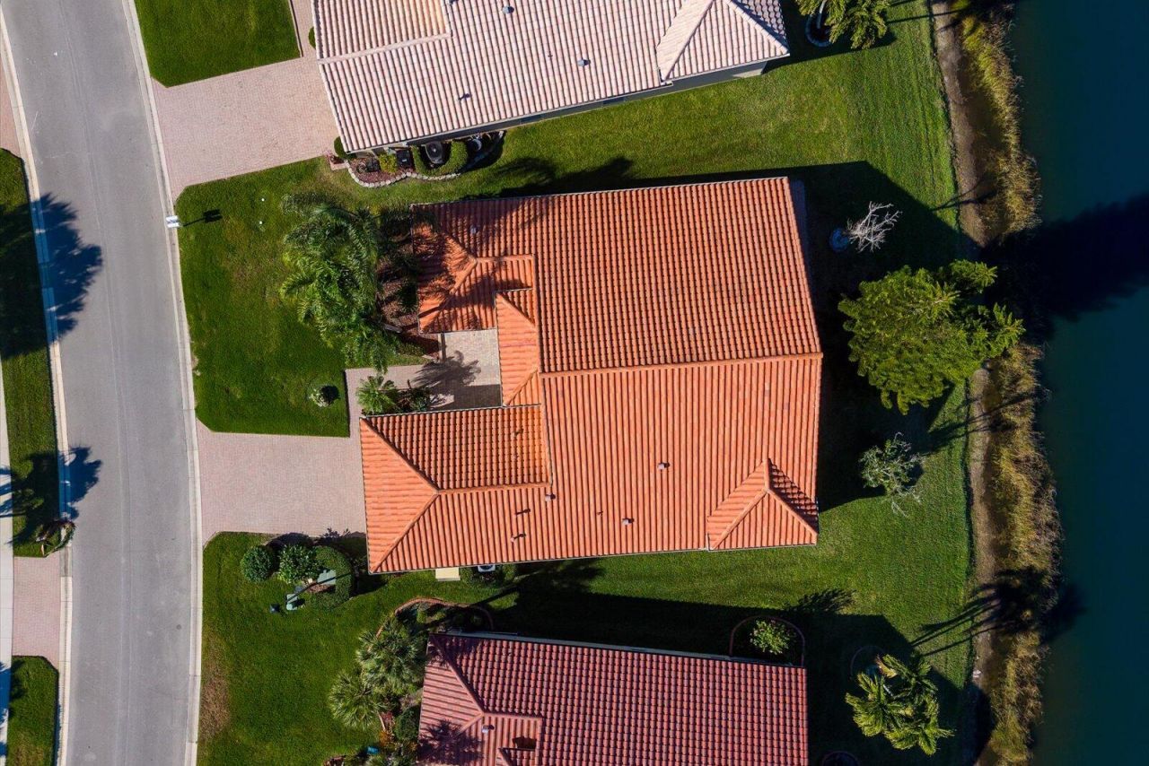 486 Blue Lake Drive, Port Saint Lucie, FL 34986 Photo