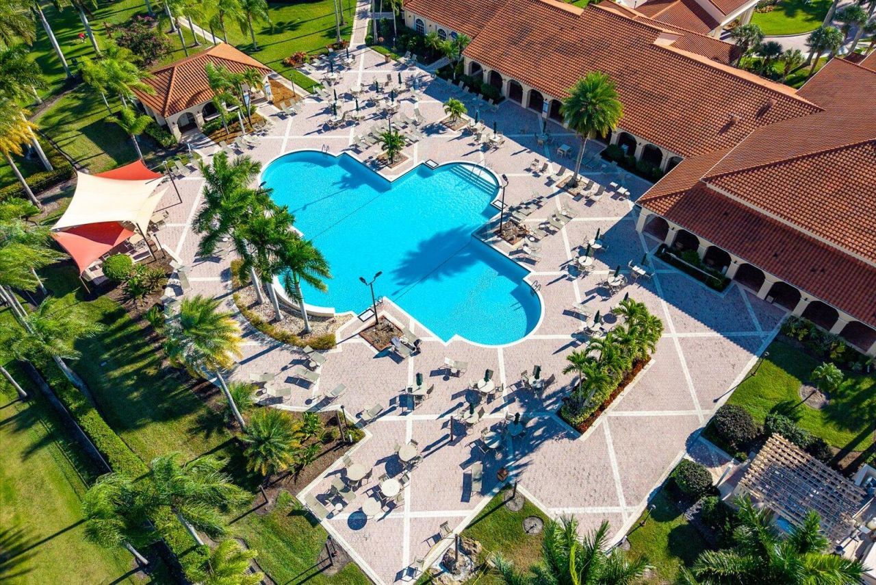 486 Blue Lake Drive, Port Saint Lucie, FL 34986 Photo