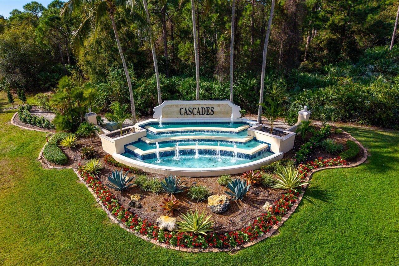 486 Blue Lake Drive, Port Saint Lucie, FL 34986 Photo