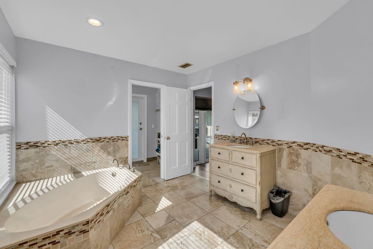 5440 NW 77th Ter, Coral Springs, FL 33067 Photo