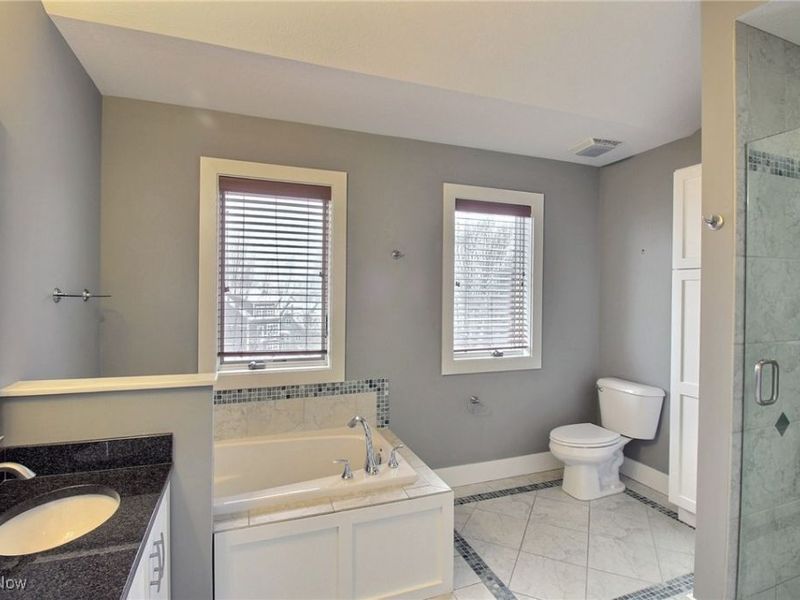 2239 City View Drive, Cleveland, OH 44112 Photo 5