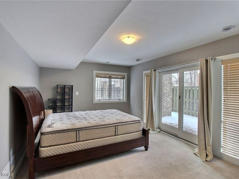 2239 City View Drive, Cleveland, OH 44112 Photo 9