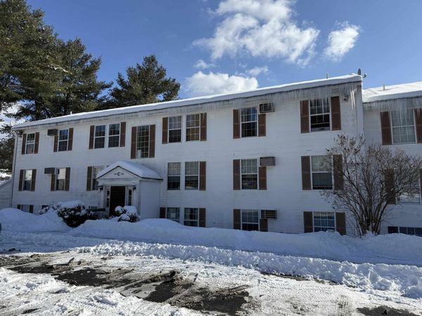 20 Wolf Road, Unit 57C, Lebanon, NH 03766