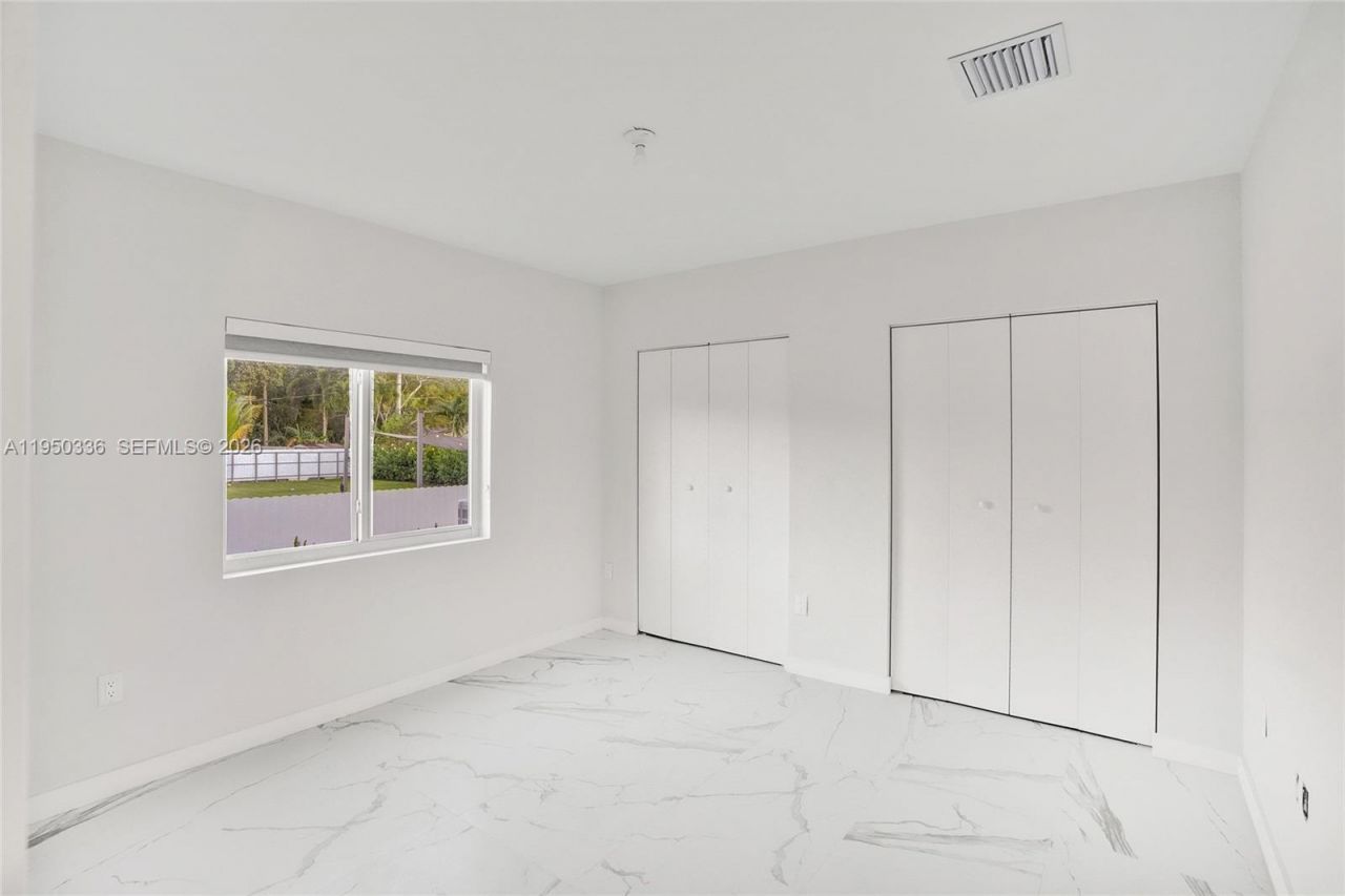 250 NE 119th Terrace, Miami, FL 33161 Photo