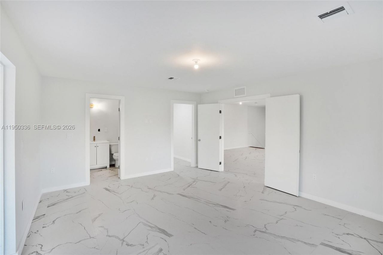 250 NE 119th Terrace, Miami, FL 33161 Photo