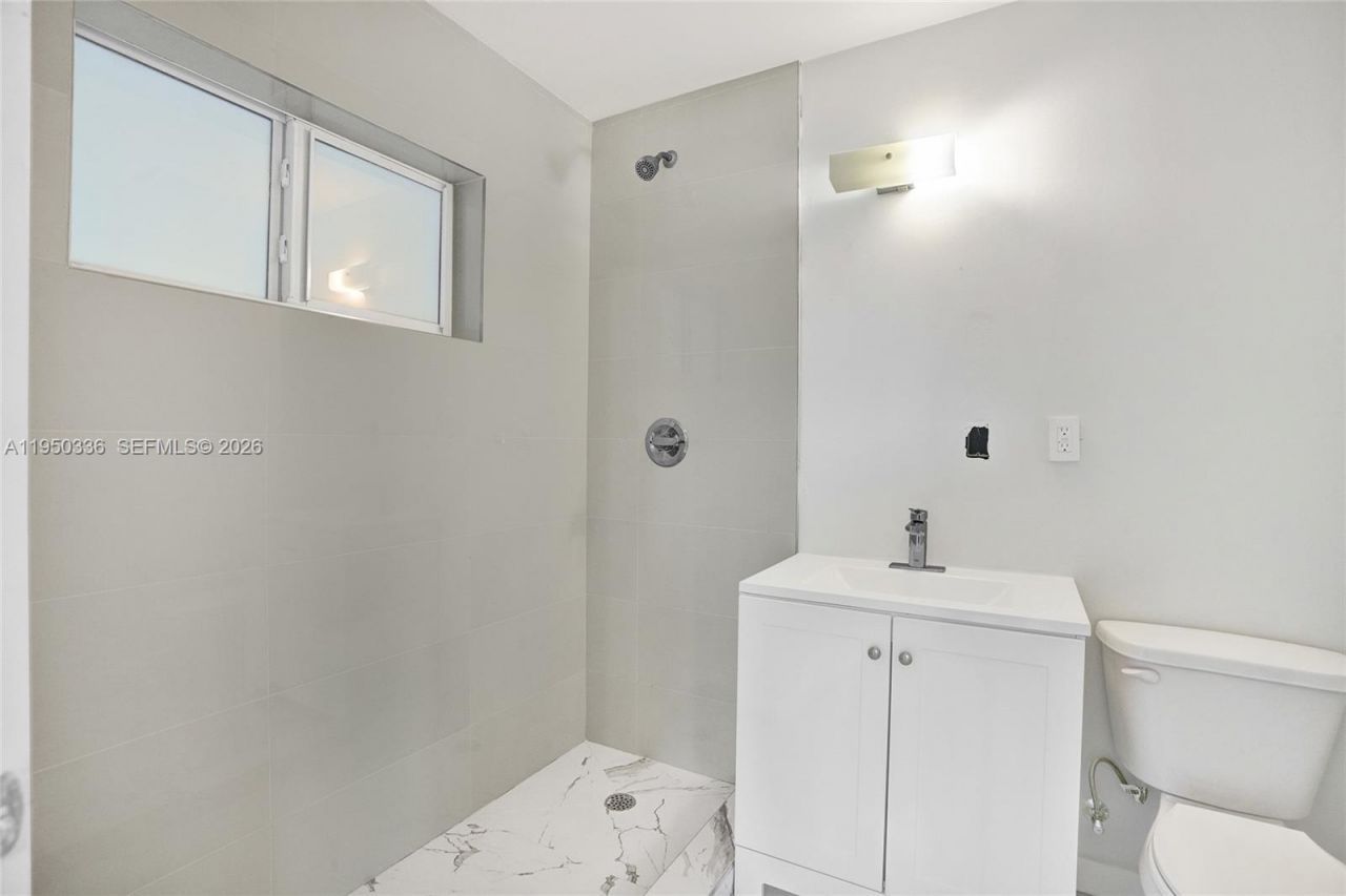 250 NE 119th Terrace, Miami, FL 33161 Photo