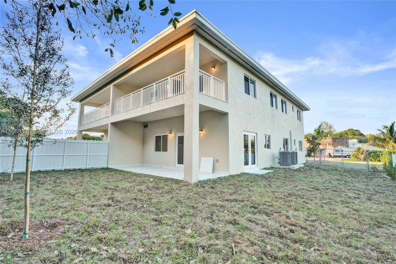 250 NE 119th Terrace, Miami, FL 33161 Photo
