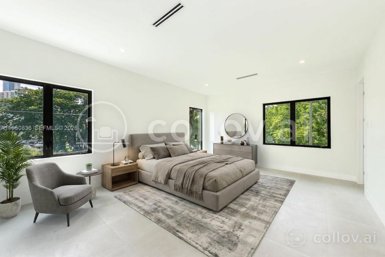 101 SW 25th Rd, Miami, FL 33129 Photo