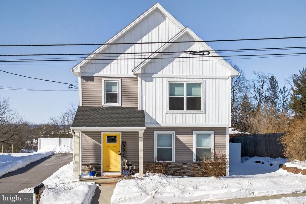 94 N Reamstown Road, Stevens, PA 17578 Main Photo