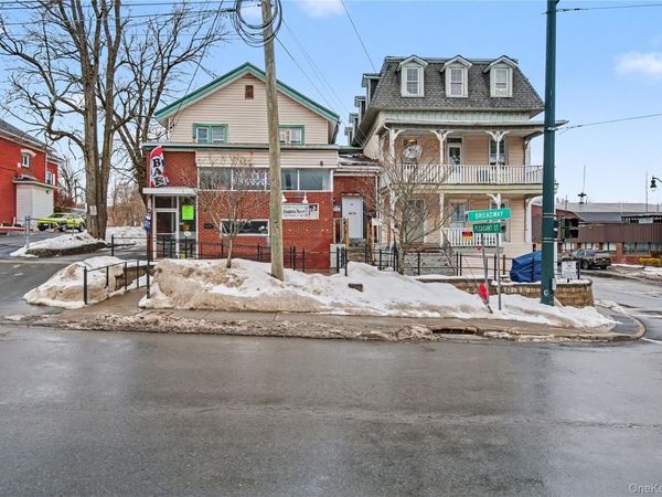 384-386 Broadway, Monticello, NY 12701