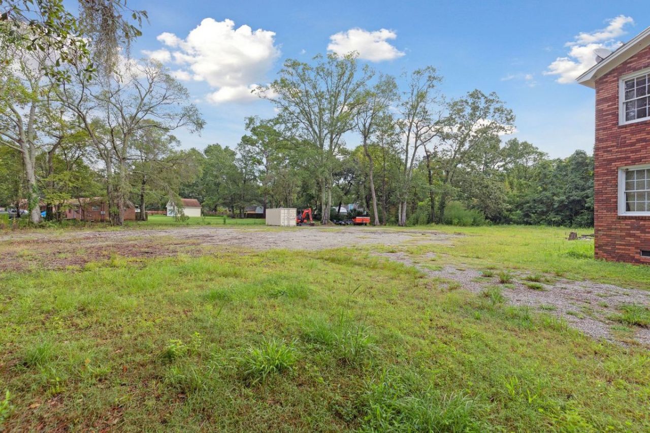 1190 Folly Road Photo 13