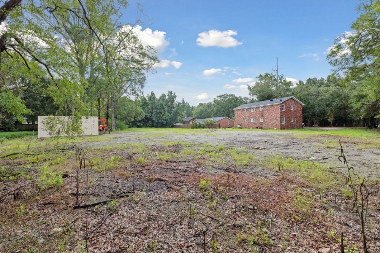 1190 Folly Road Photo 14