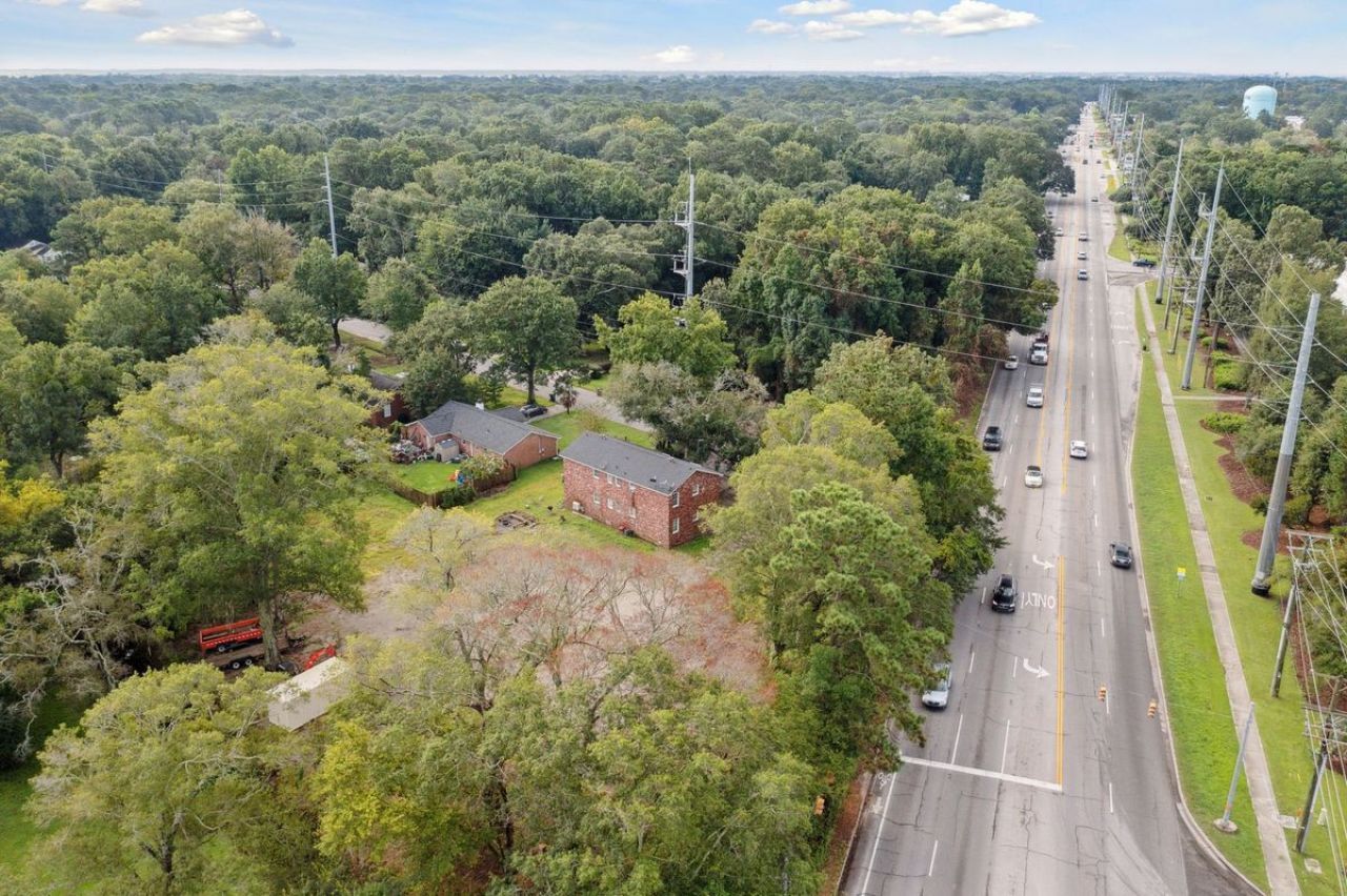 1190 Folly Road Photo 8