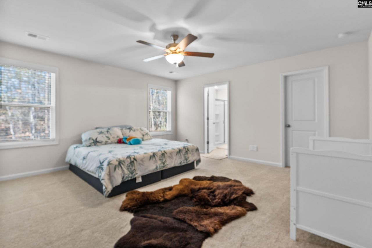 1145 Crescent Moon Loop Photo 16