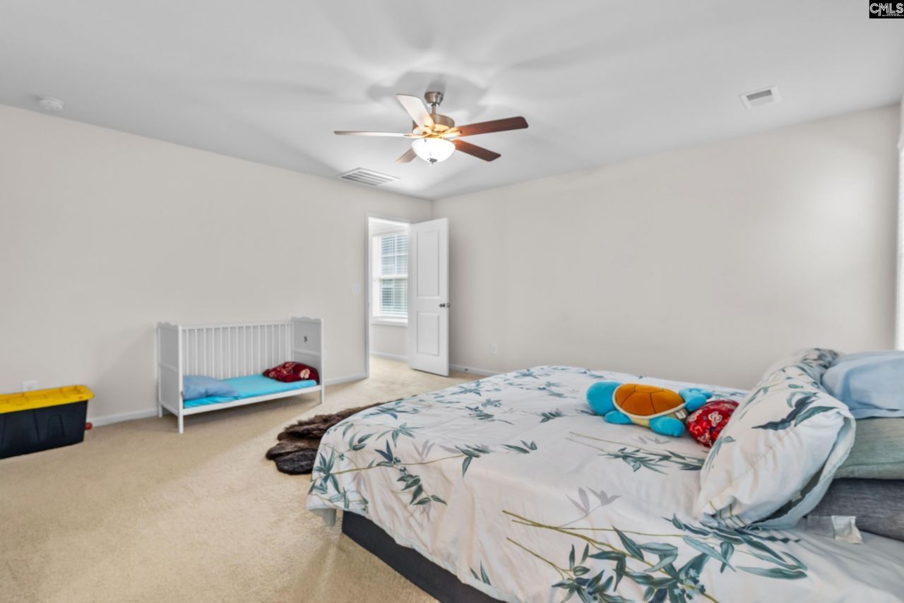 1145 Crescent Moon Loop Photo 17