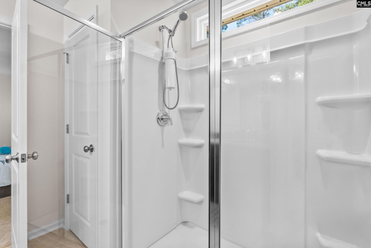 1145 Crescent Moon Loop Photo 19