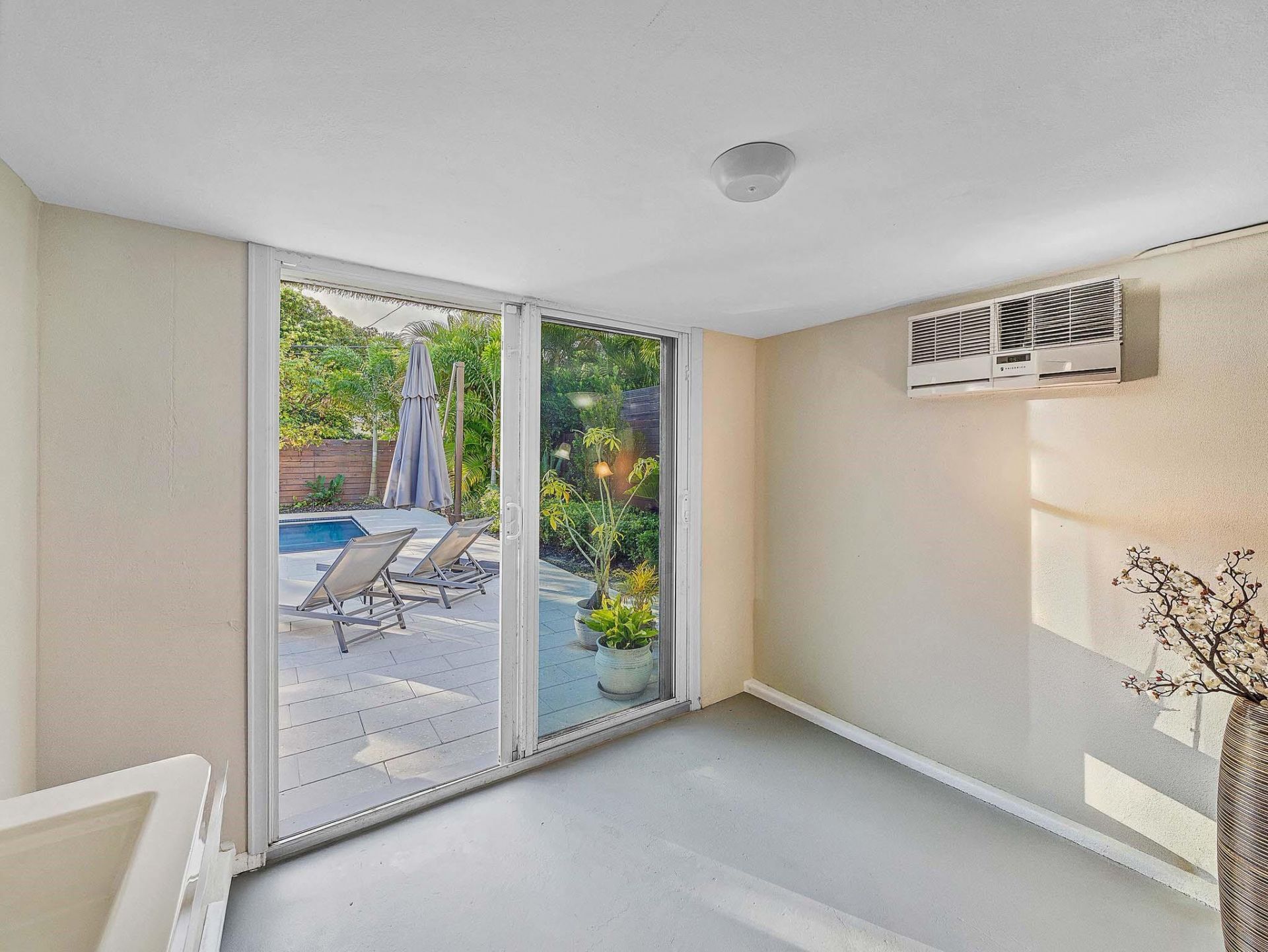 715 N Victoria Park Road, Fort Lauderdale, FL 33304 Photo