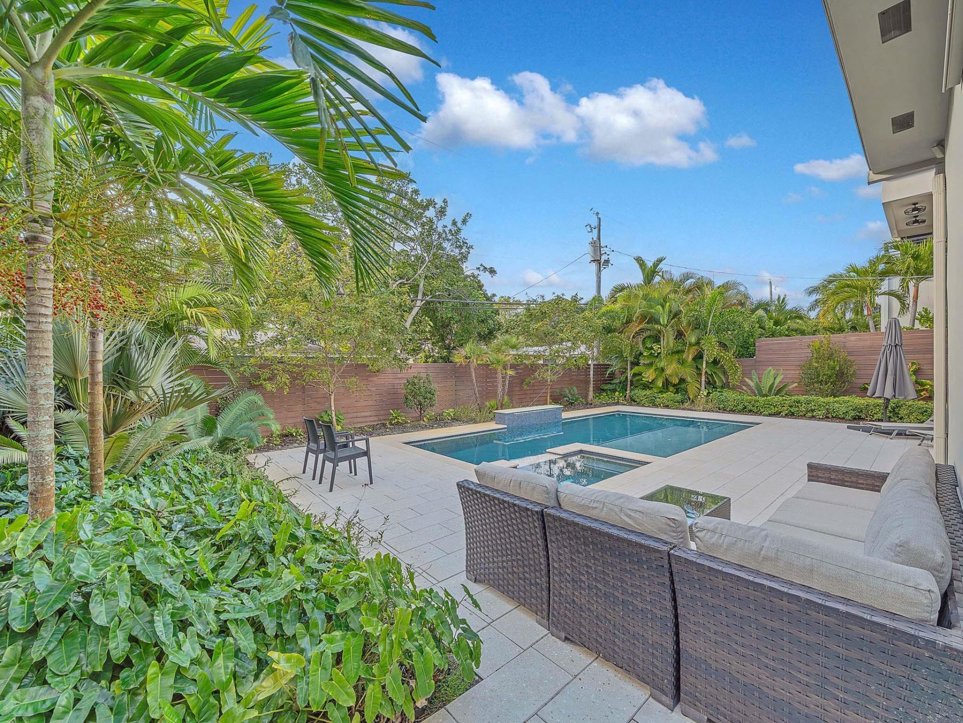 715 N Victoria Park Road, Fort Lauderdale, FL 33304 Photo