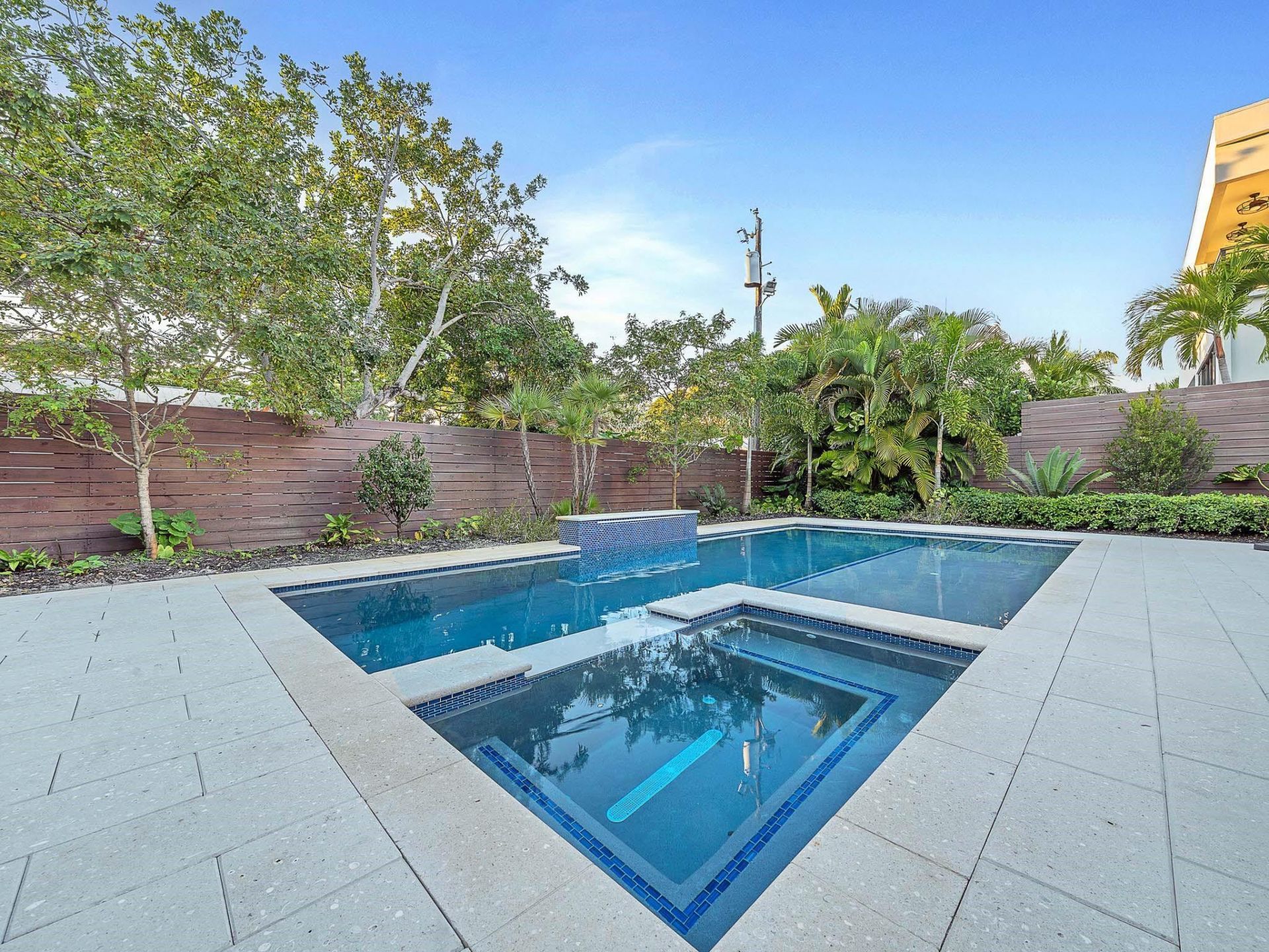 715 N Victoria Park Road, Fort Lauderdale, FL 33304 Photo