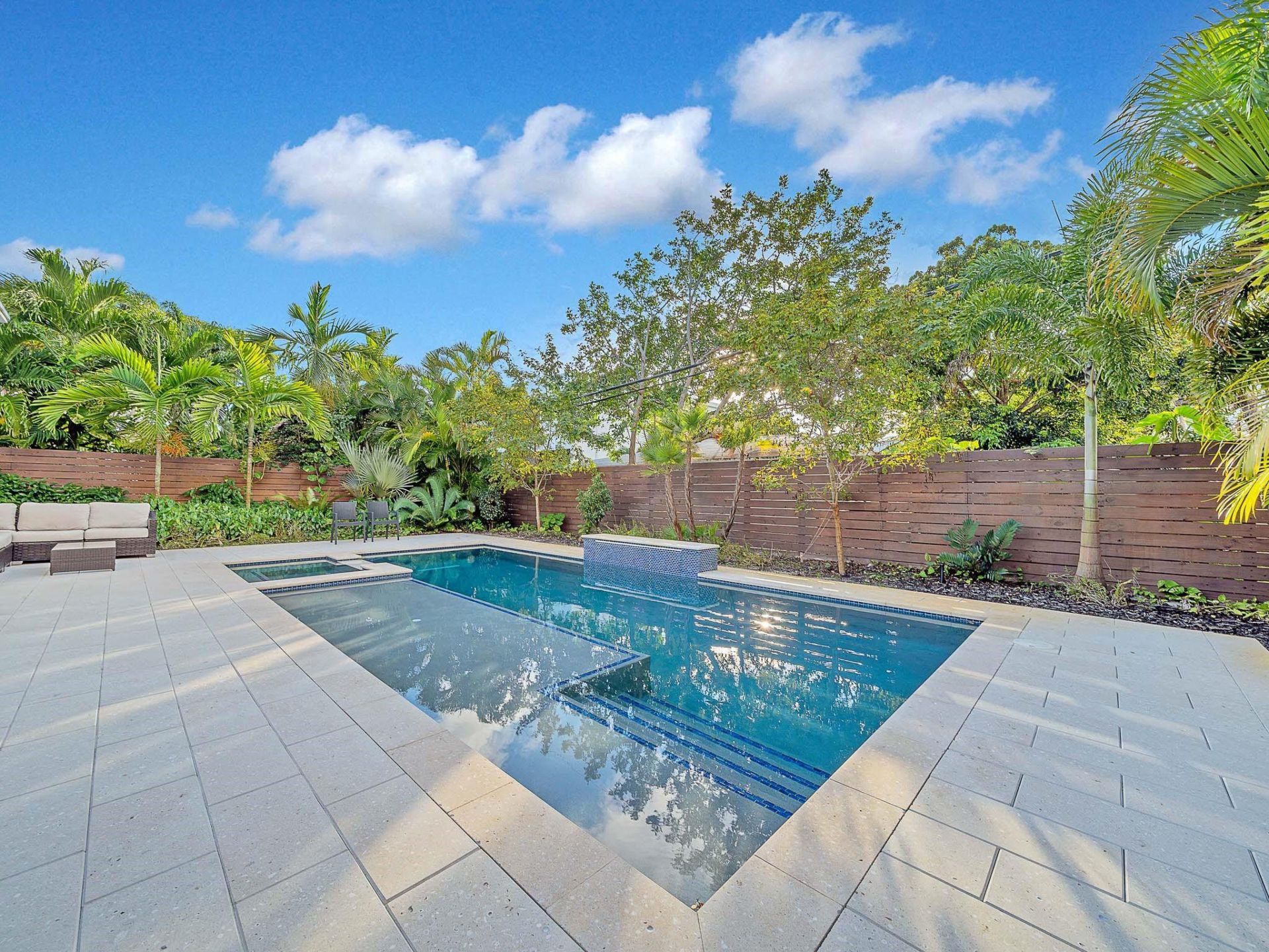 715 N Victoria Park Road, Fort Lauderdale, FL 33304 Photo