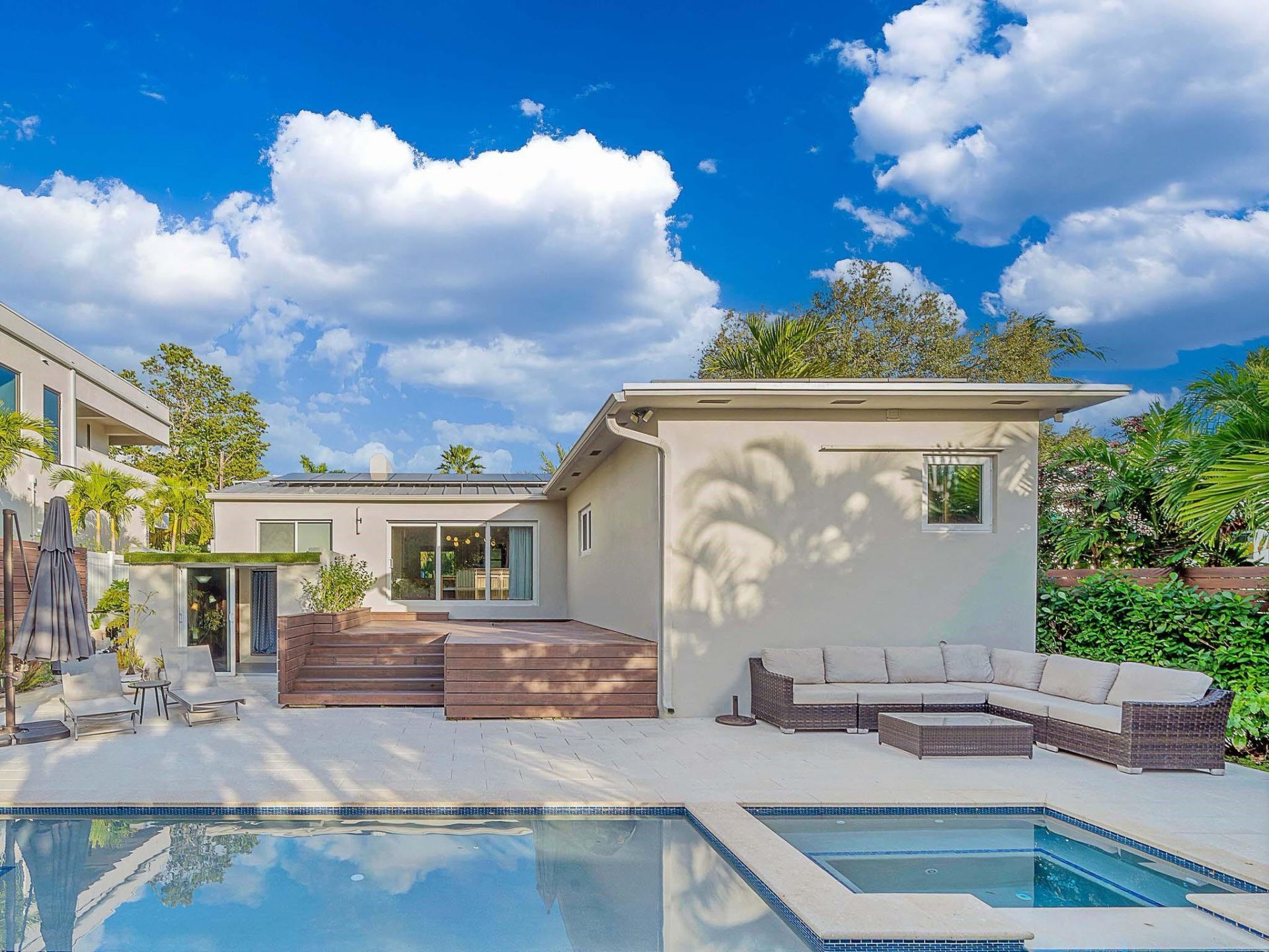 715 N Victoria Park Road, Fort Lauderdale, FL 33304 Photo