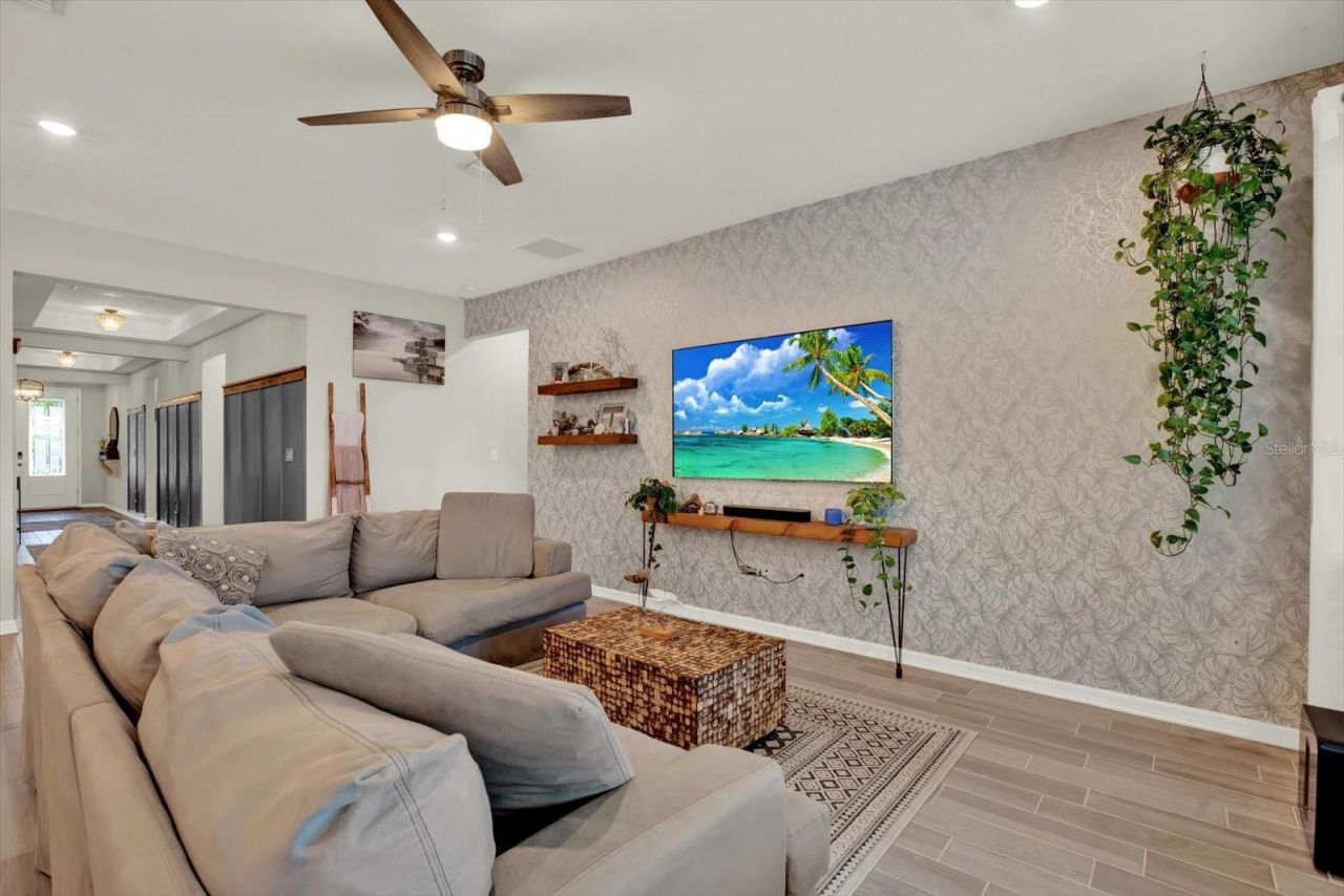 3218 Big Sky Way, Bradenton, FL 34211 Photo