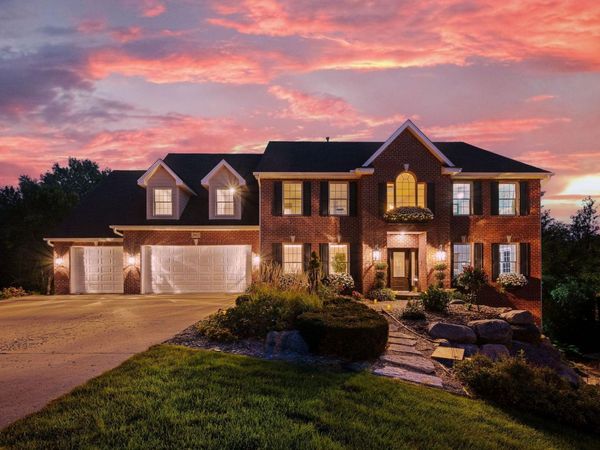 2012 Pine Ridge Drive, West Saint Paul, MN 55118