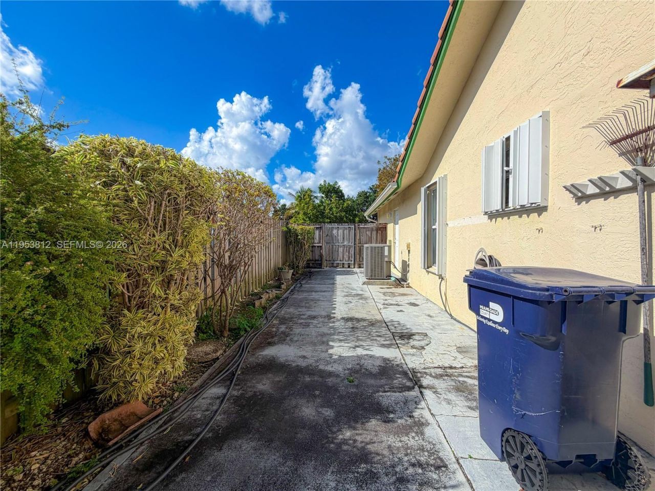 17301 SW 149th Ct, Miami, FL 33187 Photo