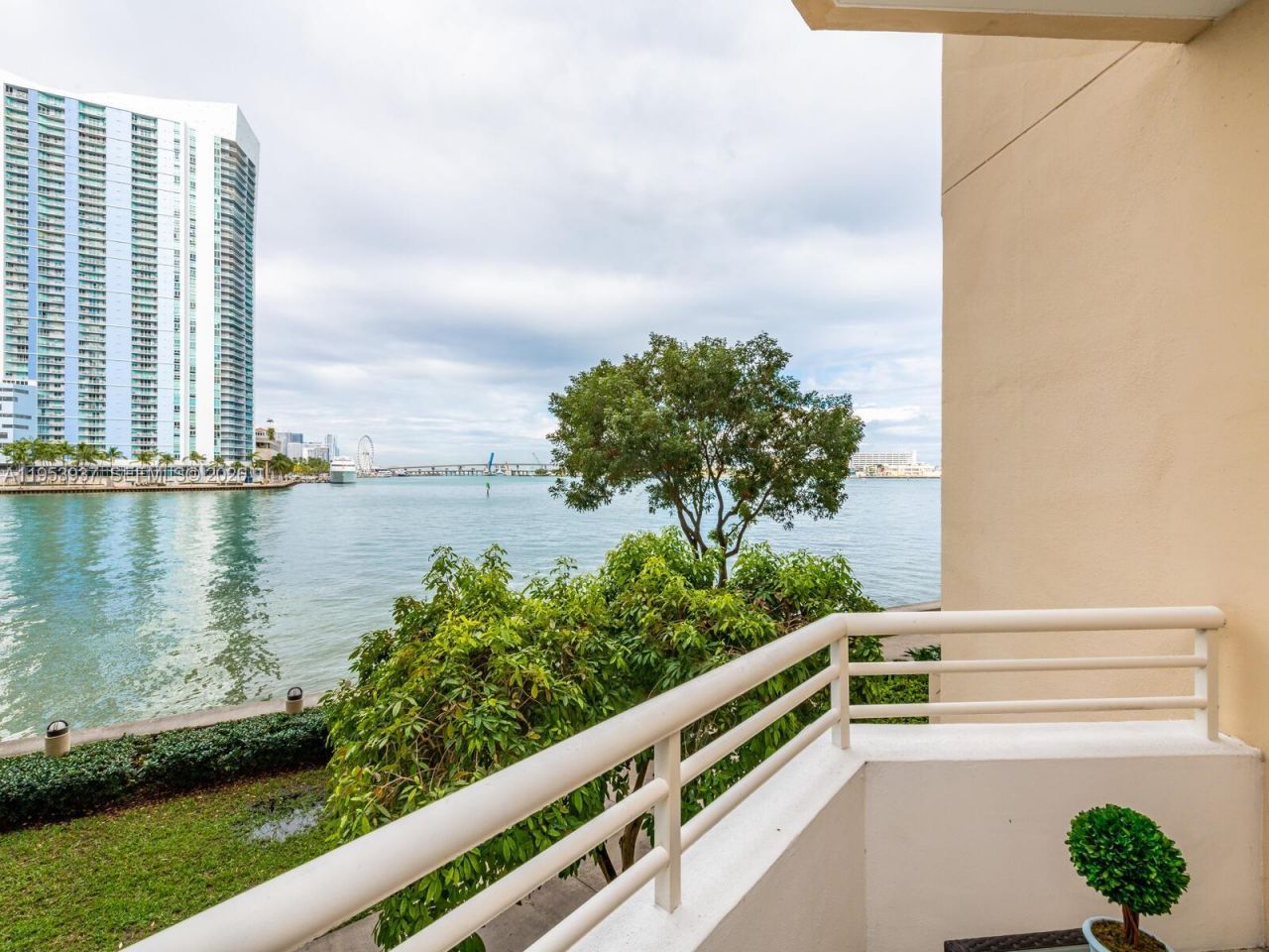 888 Brickell Key Dr, Unit 210, Miami, FL 33131 Photo